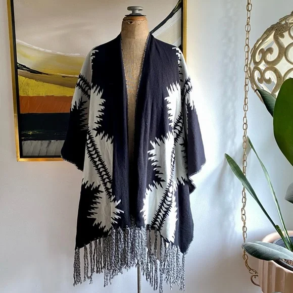 Pendleton Spider Rock Fringe Shawl / Cape - Picture 2 of 8